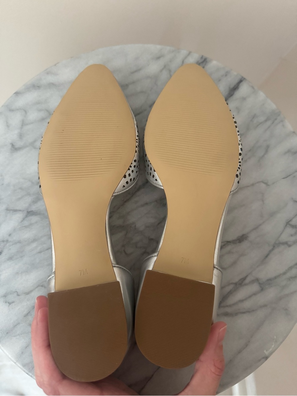Talbots Leather D’Orsay Flats Women’s Size 7 Silver Perforated Pointed Toe - Picture 8 of 10